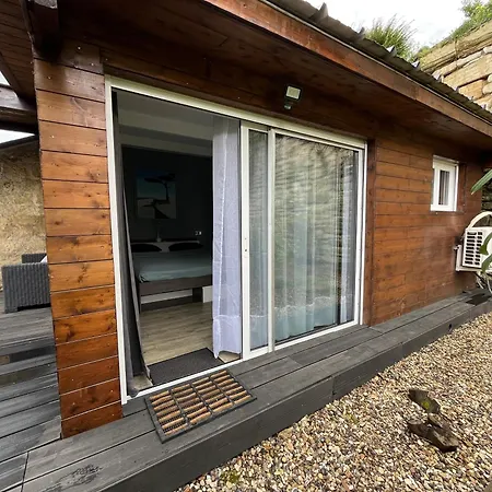 Holiday home Luxe + Jardin Et Terrasse Pontoise