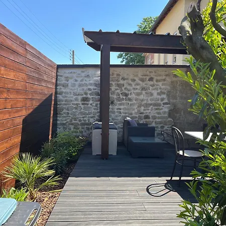 Casa de Férias Luxe + Jardin Et Terrasse Pontoise