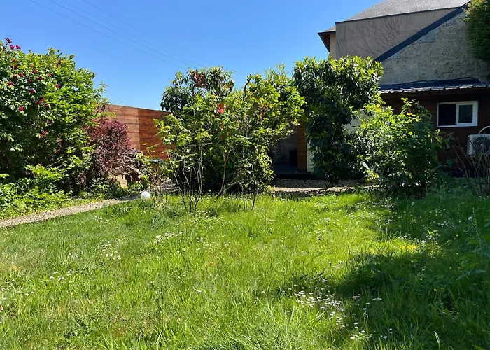 Luxe + Jardin Et Terrasse Semesterbostad Pontoise