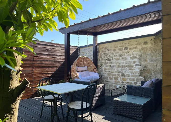 Luxe + Jardin Et Terrasse 펜션 뽕뚜와스